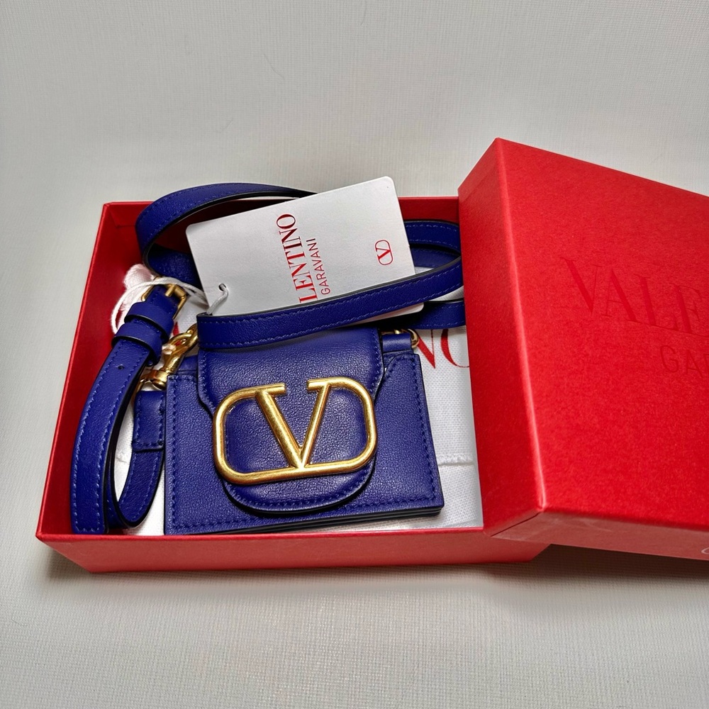 VALENTINO GARAVANI Men's V-logo Leather Card Case in Blue Royal